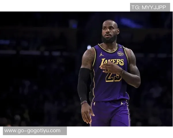 夸梅直言字母与詹姆斯不合适湖人若引入将面临巨大罚款压力