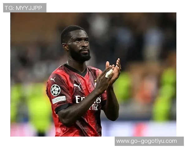 托莫里谈续约与停赛风险称经纪人全权处理队友会顶上