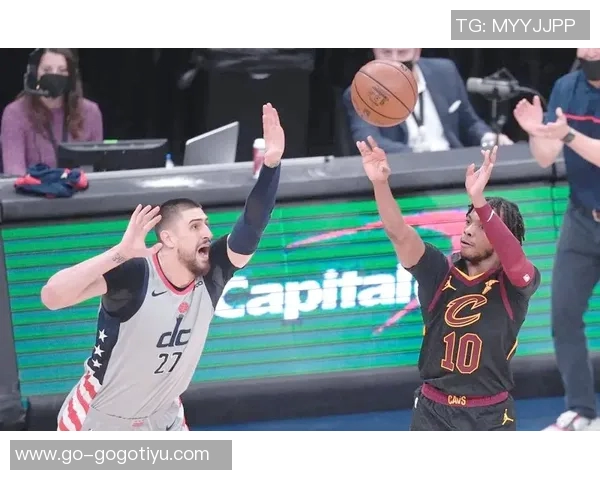 加兰表现低迷16投仅7中贡献16分1板8助2断罚球命中率惨淡正负值为负24