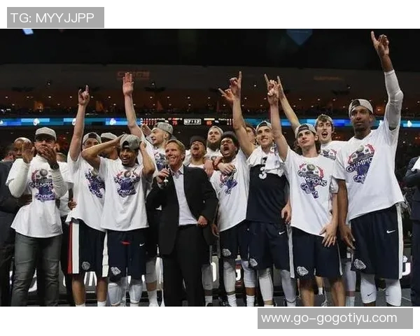 三队争锋相对马刺雷霆勇士各自克敌展现强大实力与战术较量